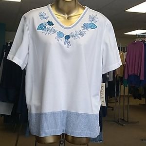 Koret Large  white short sleeve trop